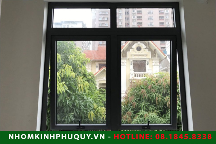 Cửa sổ mở hất 2 cánh nhôm Xingfa 4
