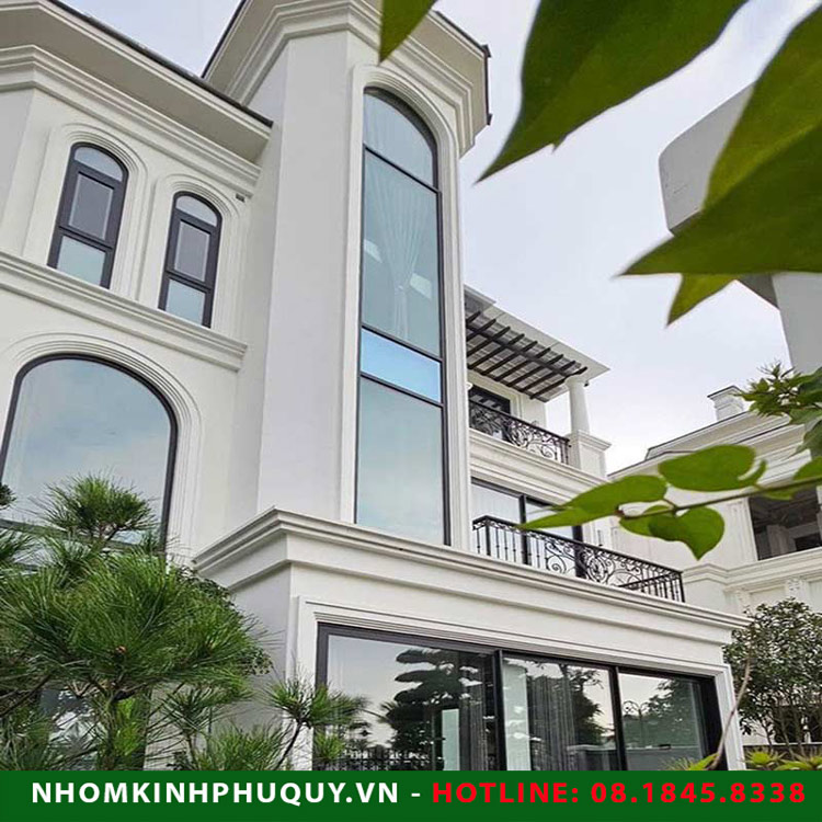 7. Ứng dụng thực tế lắp đặt cửa nhôm Romadio 1