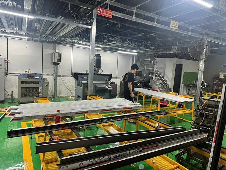 Các loại máy bắt buộc phải có trong dàn máy sản xuất cửa nhôm kính 1