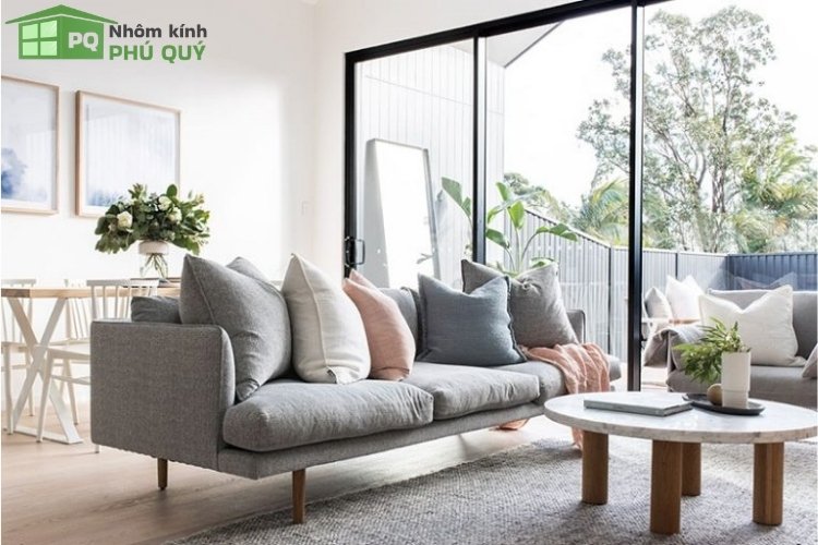 Giá cửa trượt Slim 3 ray 6 cánh Kogen phụ thuộc vào yếu tố nào? 1 Giá cửa trượt Slim 3 ray 6 cánh Kogen phụ thuộc vào yếu tố nào? 1